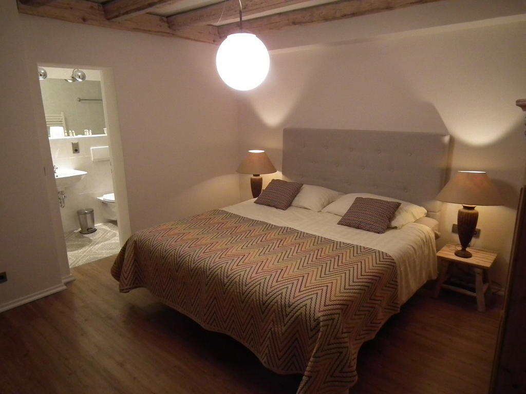 Hotel Cafe Del Maar Schalkenmehren Zimmer foto